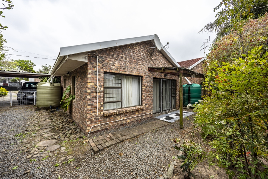 4 Bedroom Property for Sale in Nahoon Valley Park Eastern Cape